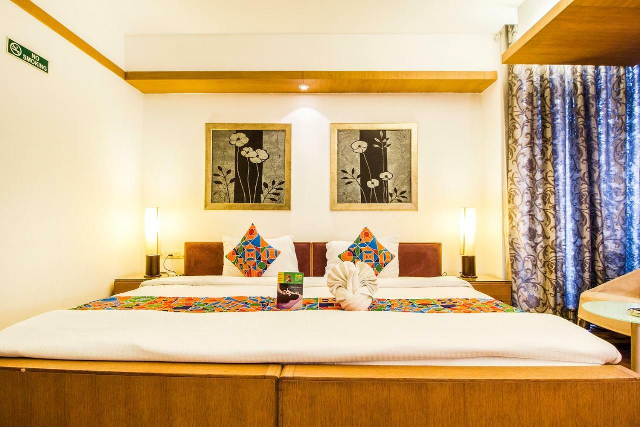 FabHotel Raj Darbar Iffco Gurgaon Exteriör bild