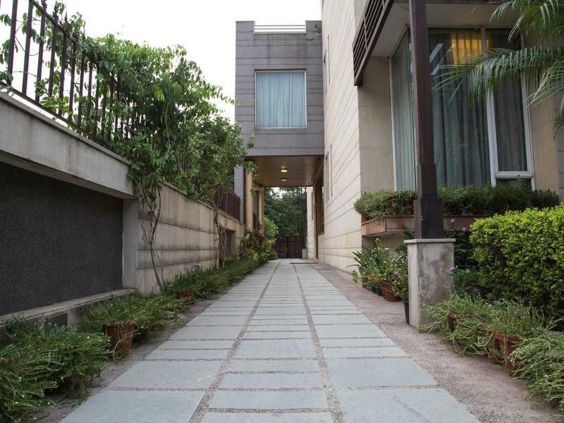 FabHotel Raj Darbar Iffco Gurgaon Exteriör bild